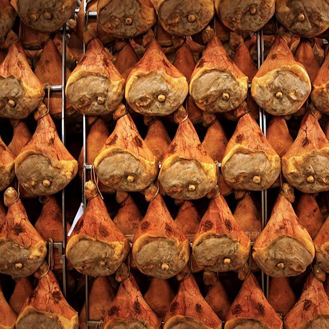 evoni "Prosciutto di San Daniele DOP" Rohschinken geschnitten 70g – Italienischer Genuss mit zartem Aroma – Entdecken Sie den luftgetrockneten Prosciutto di San Daniele DOP von Levoni! - Feinkost Delikatessen: Wurst und Fleisch Spezialitäten | Wurst-Fleisch.com
