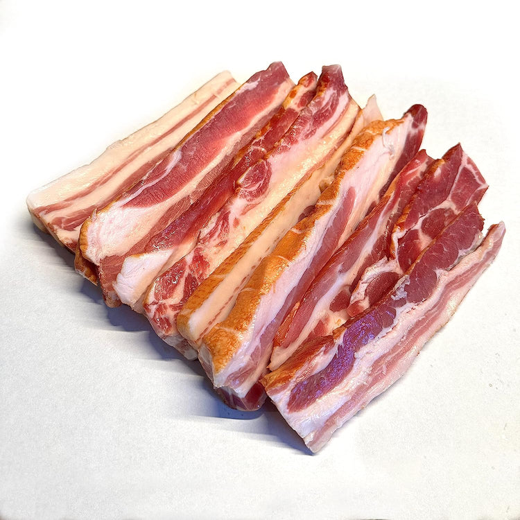 Geräucherter Bauchspeck • geschnitten, herzhaft rauchigem Aroma – 1kg Speck vom Bauch für Eintöpfe, Bacon, Bauchspeck für Rührei, grüne Bohnen, Carbonara, Speck & Schweinebauch für Grill, Grillfackeln - Feinkost Delikatessen: Wurst und Fleisch Spezialitäten | Wurst-Fleisch.com