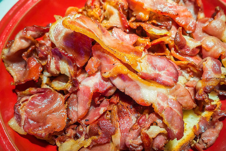 Geräucherter Bauchspeck • geschnitten, herzhaft rauchigem Aroma – 1kg Speck vom Bauch für Eintöpfe, Bacon, Bauchspeck für Rührei, grüne Bohnen, Carbonara, Speck & Schweinebauch für Grill, Grillfackeln - Feinkost Delikatessen: Wurst und Fleisch Spezialitäten | Wurst-Fleisch.com