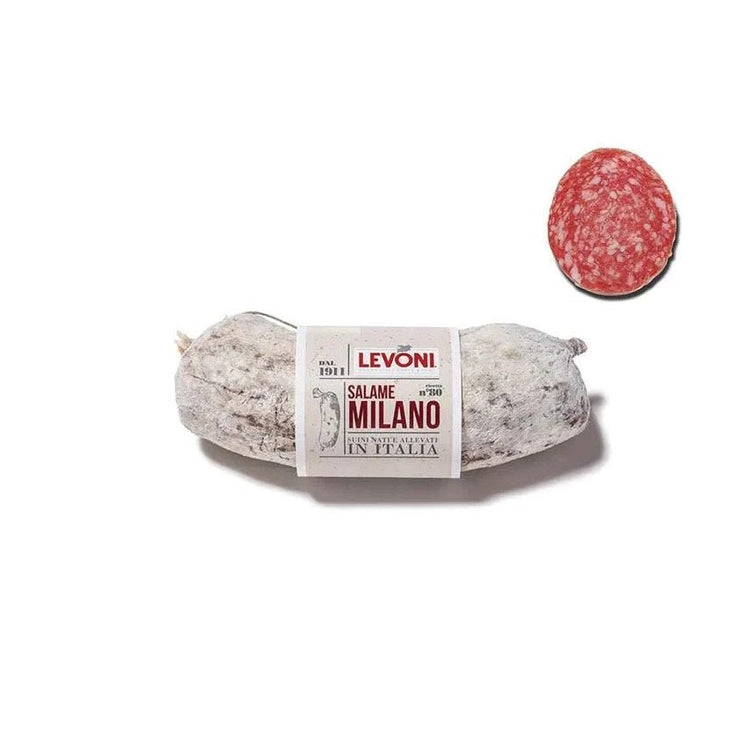 Levoni "Milano" Salami à 0,25kg – Mailänder Salami mit herbstlichem Walnussaroma – Genießen Sie die ausgewogene Würze und milde Geschmacksnote! - Feinkost Delikatessen: Wurst und Fleisch Spezialitäten | Wurst-Fleisch.com