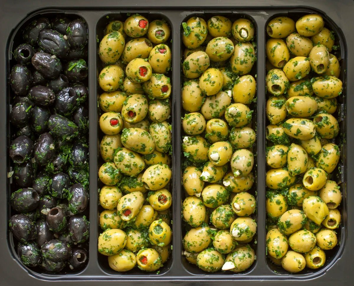 Madrid Antipasti - marinierte Oliven ohne Stein - 1600g - Verschiedene Gemüse Sorten - Feinkost Delikatessen: Wurst und Fleisch Spezialitäten | Wurst-Fleisch.com